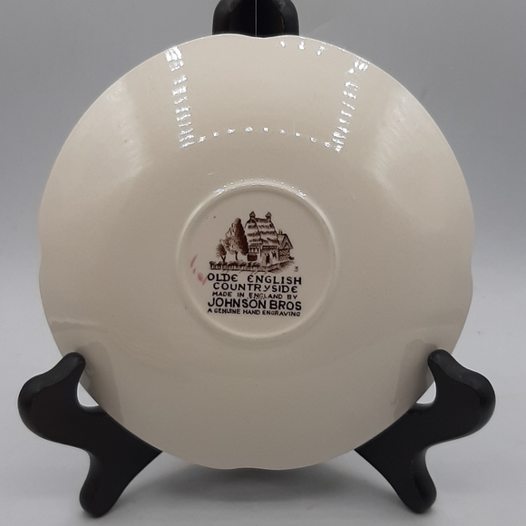 Vintage Johnson Bros Olde English Countryside 4 Saucer Plates 5.5" England - Picture 3 of 6